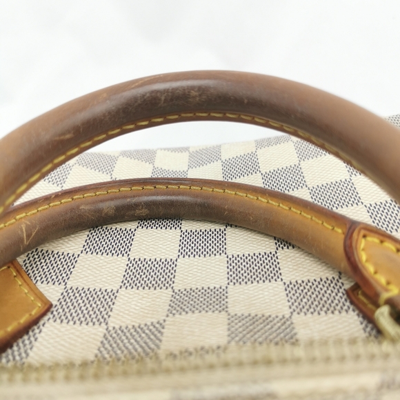 Authentic Louis Vuitton Speedy 30 - Picture 7 of 15